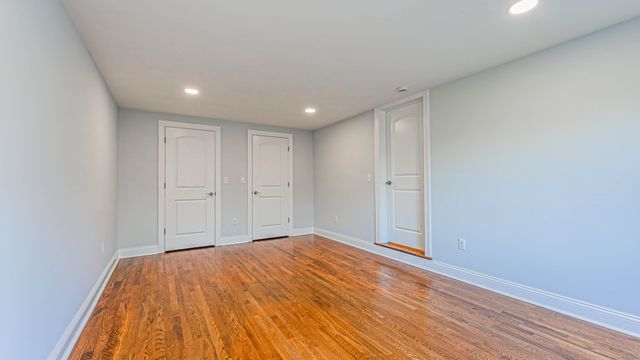 206 Huntington Turnpike, Bridgeport, CT 06610