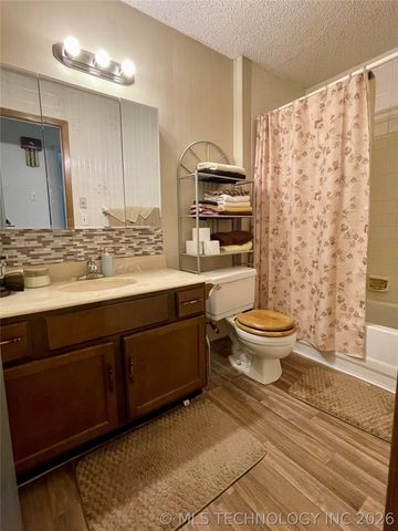 3522 W 42nd Place, Tulsa, OK 74107