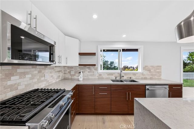 26935 Whitestone, Rancho Palos Verdes, CA 90275