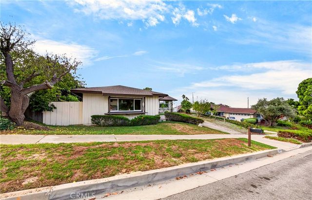 26935 Whitestone, Rancho Palos Verdes, CA 90275
