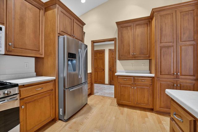 4307 N MARSHALL HEIGHTS AVENUE, Appleton, WI 54913