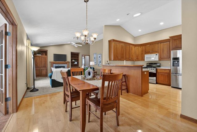 4307 N MARSHALL HEIGHTS AVENUE, Appleton, WI 54913