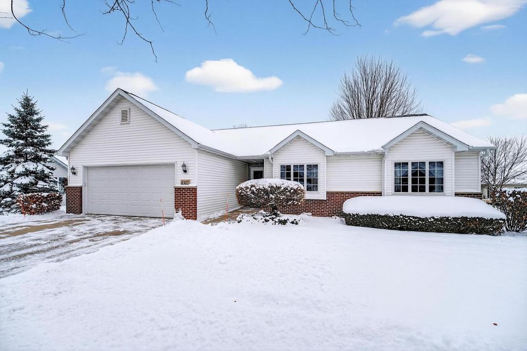 4307 N MARSHALL HEIGHTS AVENUE, Appleton, WI 54913