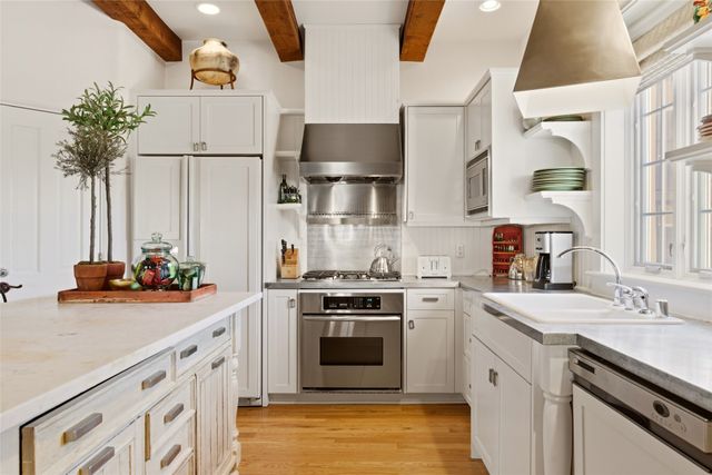 314 Artist Road 3, Santa Fe, NM 87501