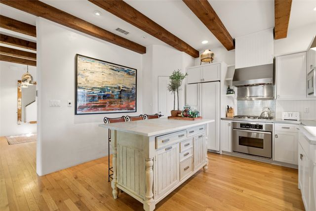 314 Artist Road 3, Santa Fe, NM 87501
