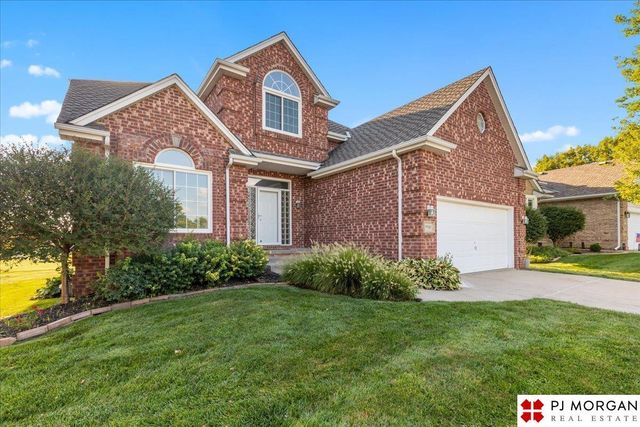 9930 S 172nd Circle, Omaha, NE 68136