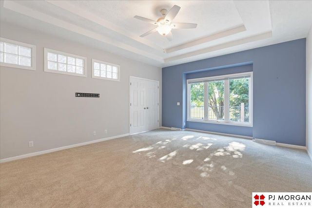 9930 S 172nd Circle, Omaha, NE 68136