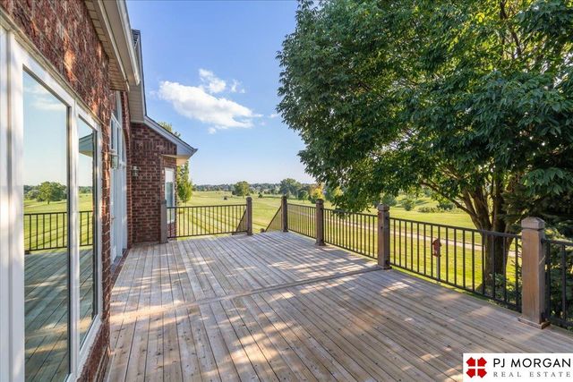 9930 S 172nd Circle, Omaha, NE 68136