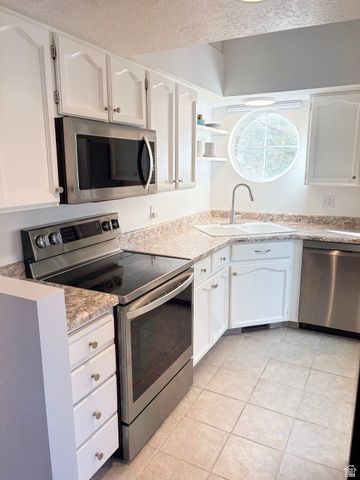 600 E BRIARSPRINGS CIR, Midvale, UT 84047