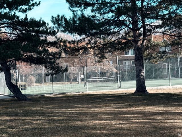 600 E BRIARSPRINGS CIR, Midvale, UT 84047