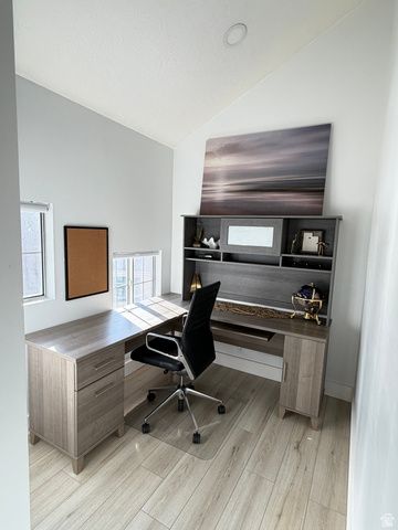 600 E BRIARSPRINGS CIR, Midvale, UT 84047