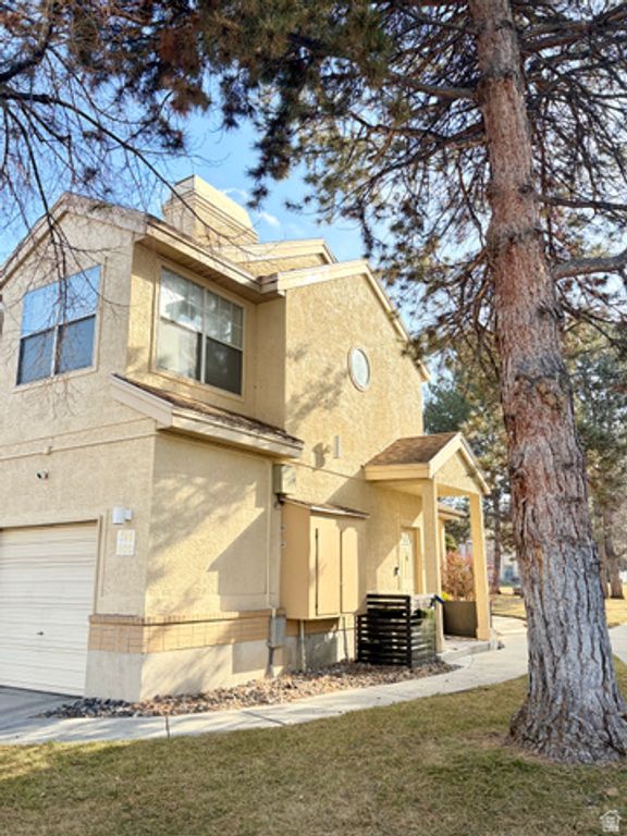 600 E BRIARSPRINGS CIR, Midvale, UT 84047