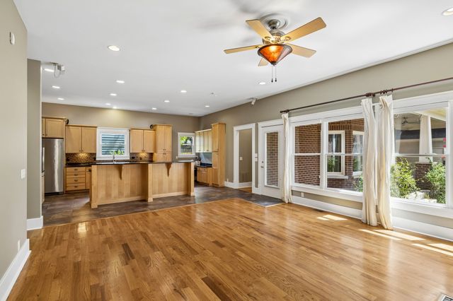 928 Russell St, Nashville, TN 37206