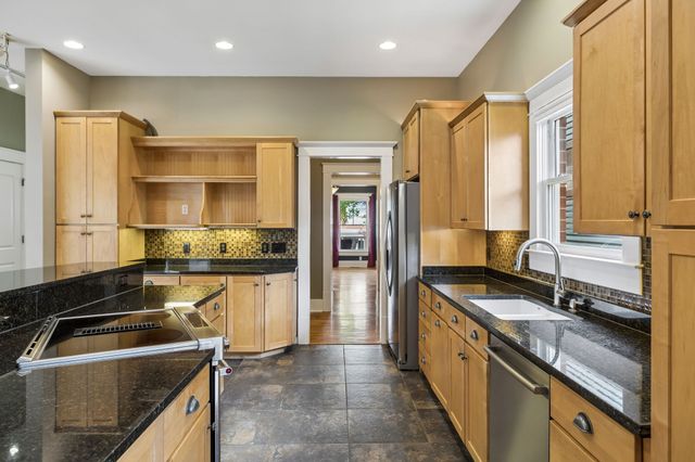 928 Russell St, Nashville, TN 37206