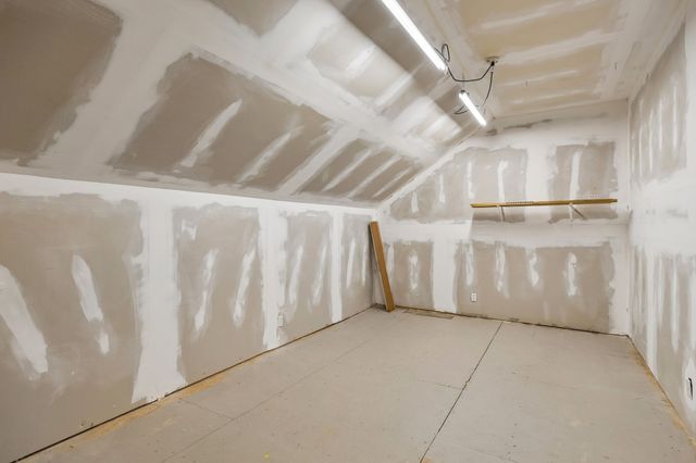 928 Russell St, Nashville, TN 37206