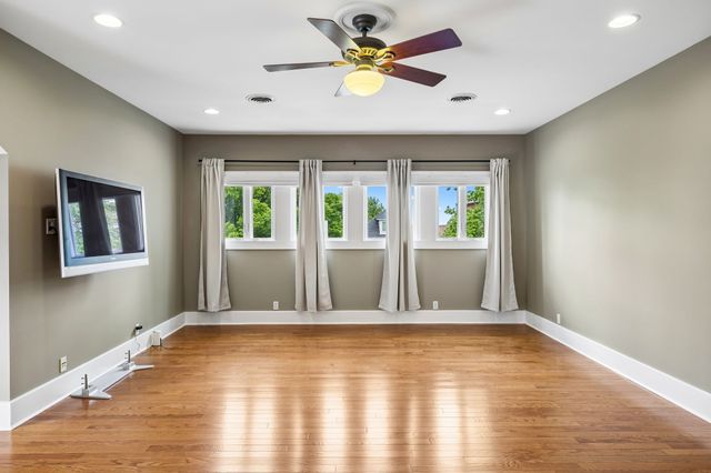 928 Russell St, Nashville, TN 37206