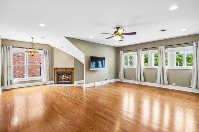 928 Russell St, Nashville, TN 37206