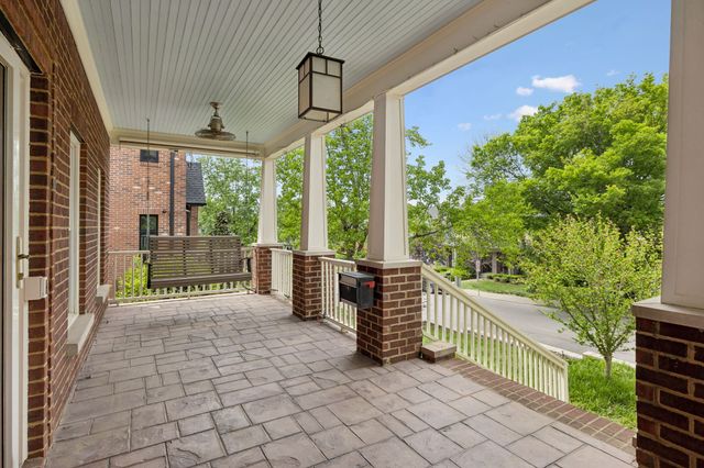 928 Russell St, Nashville, TN 37206