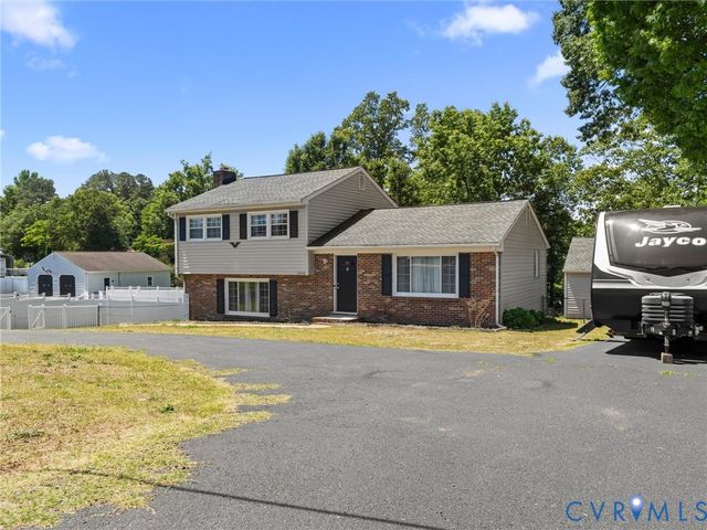 13100 S Chester Rd, Chester, VA 23831