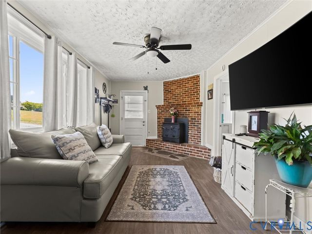13100 S Chester Rd, Chester, VA 23831