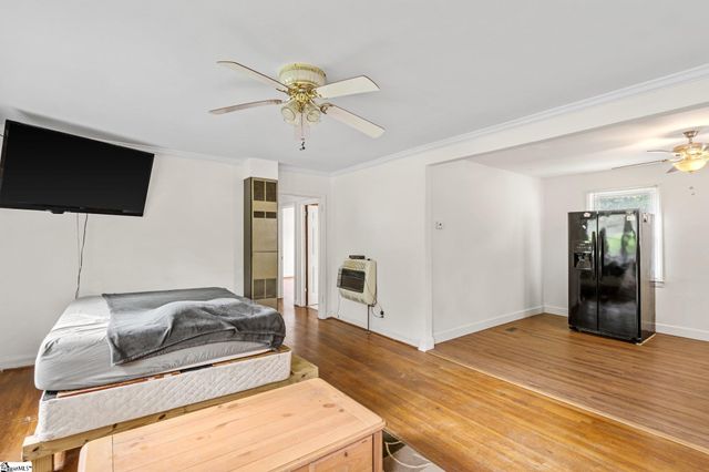 28 Mayflower Avenue, Greenville, SC 29605