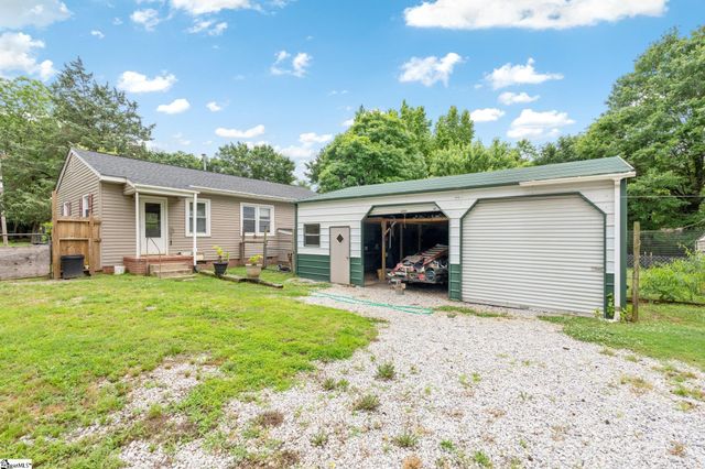 28 Mayflower Avenue, Greenville, SC 29605