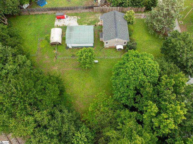 28 Mayflower Avenue, Greenville, SC 29605