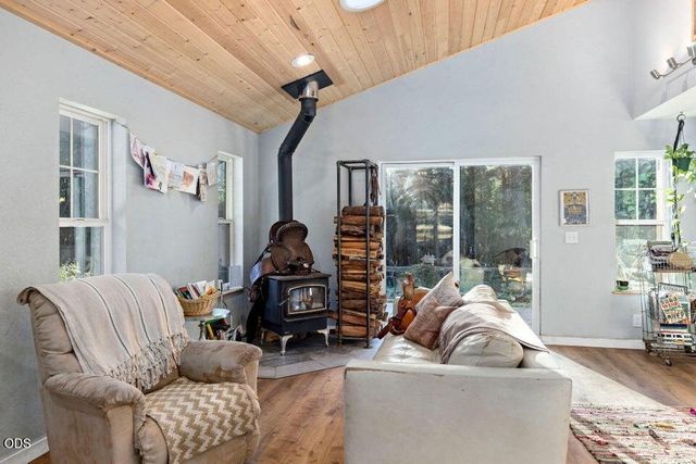 123 Rogue Riffle Drive, Grants Pass, OR 97526