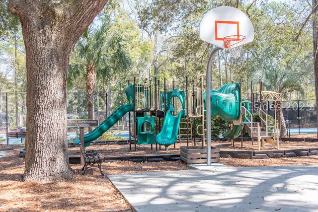 133 Arrow Road 88, Hilton Head Island, SC 29928