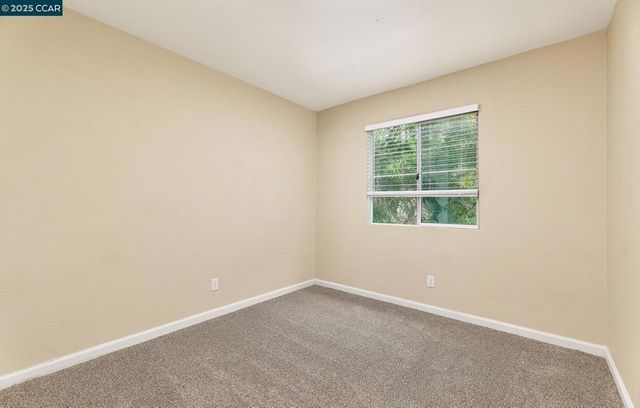 339 Fall Cir, Oakley, CA 94561