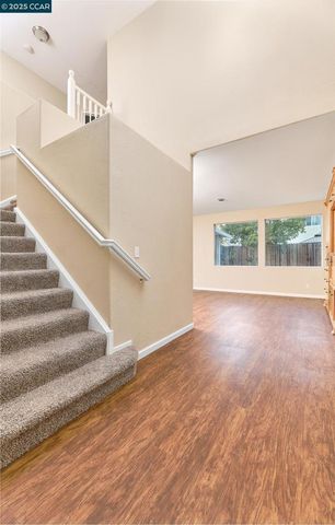 339 Fall Cir, Oakley, CA 94561