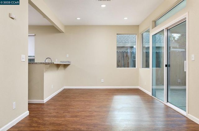 339 Fall Cir, Oakley, CA 94561