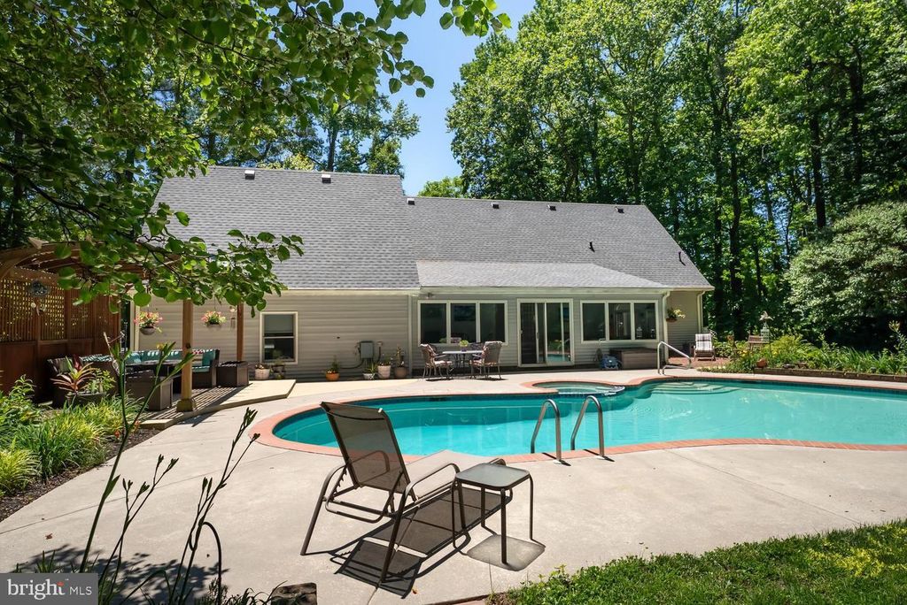 Image 11 of property listing at 814 WRIGHTS NECK RD, Centreville, MD 21617