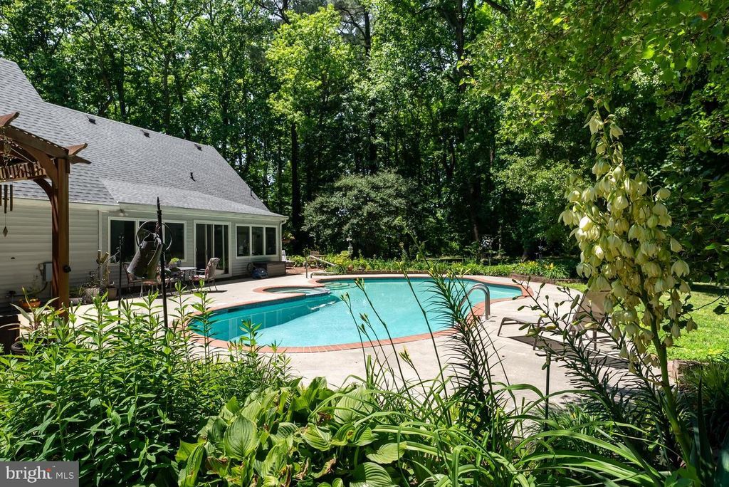 Image 13 of property listing at 814 WRIGHTS NECK RD, Centreville, MD 21617