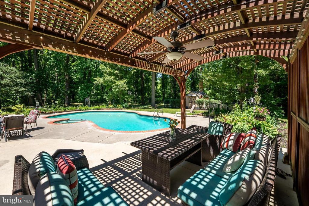 Image 19 of property listing at 814 WRIGHTS NECK RD, Centreville, MD 21617
