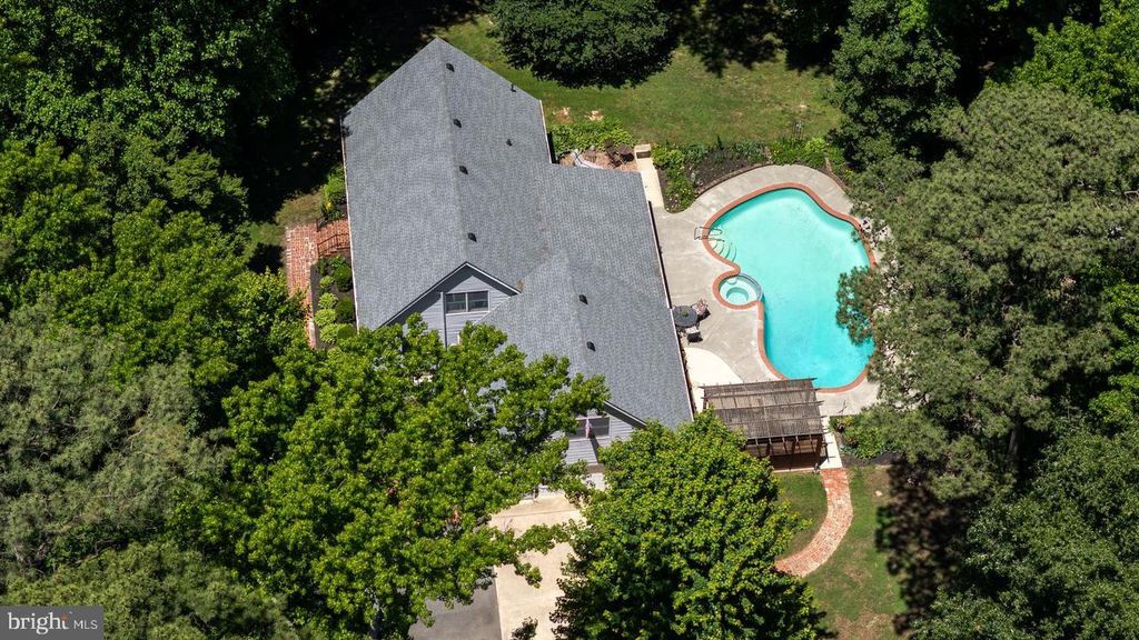 Image 5 of property listing at 814 WRIGHTS NECK RD, Centreville, MD 21617