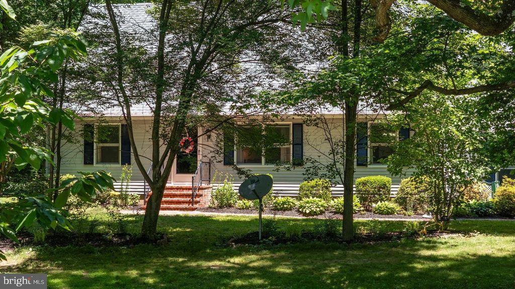 Image 6 of property listing at 814 WRIGHTS NECK RD, Centreville, MD 21617