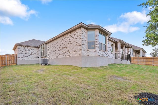 5827 St Charles Drive, Belton, TX 76513