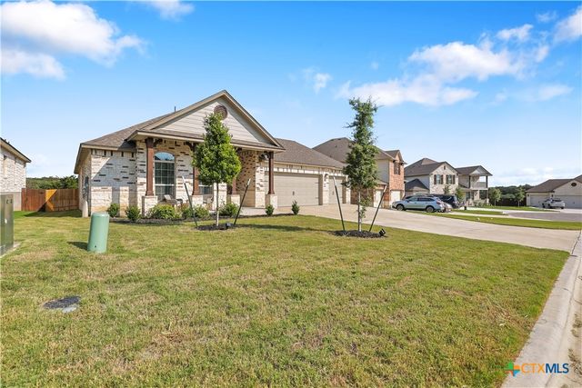 5827 St Charles Drive, Belton, TX 76513