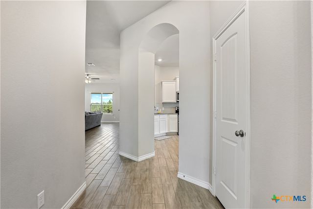 5827 St Charles Drive, Belton, TX 76513