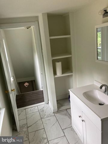 511 WILLIAMSTOWN RD, Sicklerville, NJ 08081