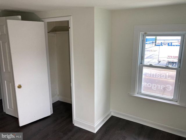 511 WILLIAMSTOWN RD, Sicklerville, NJ 08081