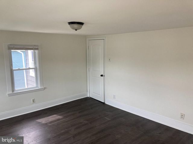 511 WILLIAMSTOWN RD, Sicklerville, NJ 08081
