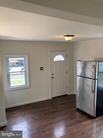 511 WILLIAMSTOWN RD, Sicklerville, NJ 08081