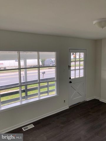 511 WILLIAMSTOWN RD, Sicklerville, NJ 08081