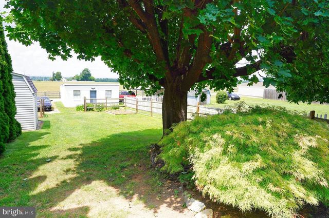 2948 HANOVER PIKE, Hanover, PA 17331