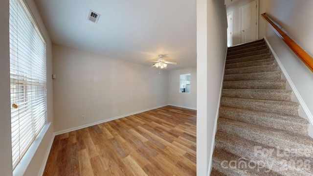 5545 Seths Drive, Charlotte, NC 28269