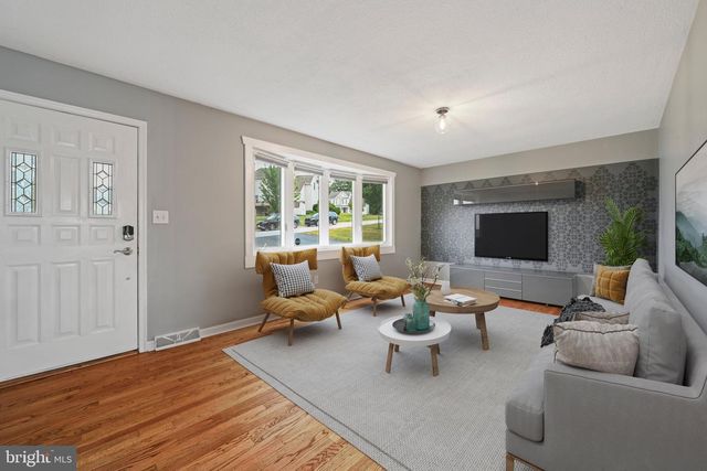 92 KENDALE RD, Red Lion, PA 17356