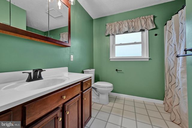 92 KENDALE RD, Red Lion, PA 17356
