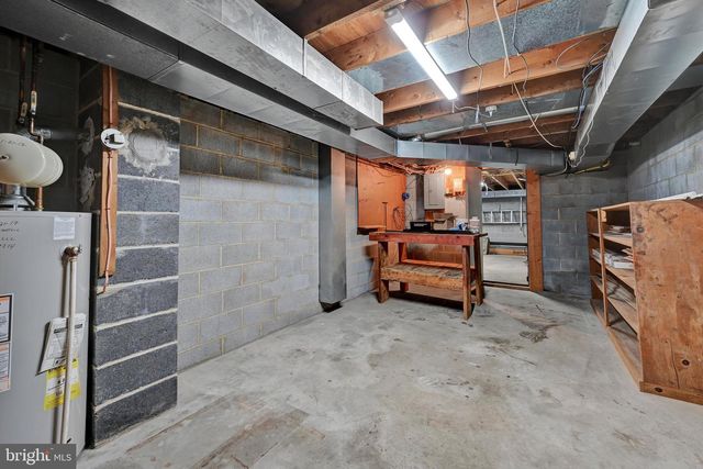 92 KENDALE RD, Red Lion, PA 17356